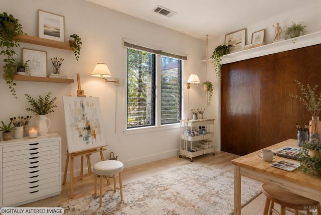140 Alamo Dr, Vacaville, CA 95688