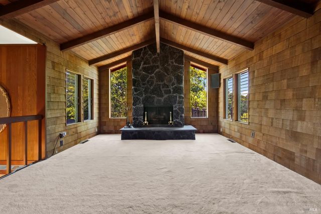 140 Alamo Dr, Vacaville, CA 95688
