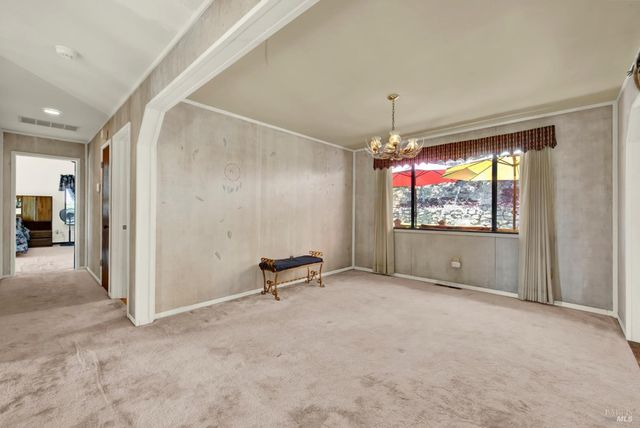 140 Alamo Dr, Vacaville, CA 95688