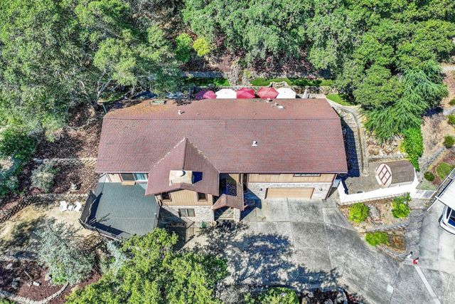 140 Alamo Dr, Vacaville, CA 95688