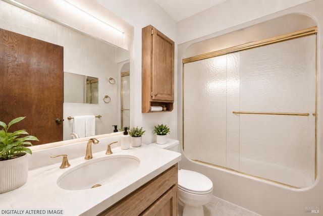 140 Alamo Dr, Vacaville, CA 95688