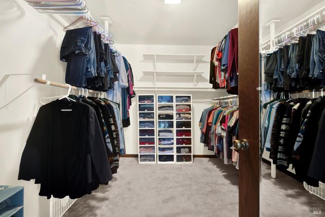 140 Alamo Dr, Vacaville, CA 95688