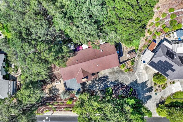 140 Alamo Dr, Vacaville, CA 95688