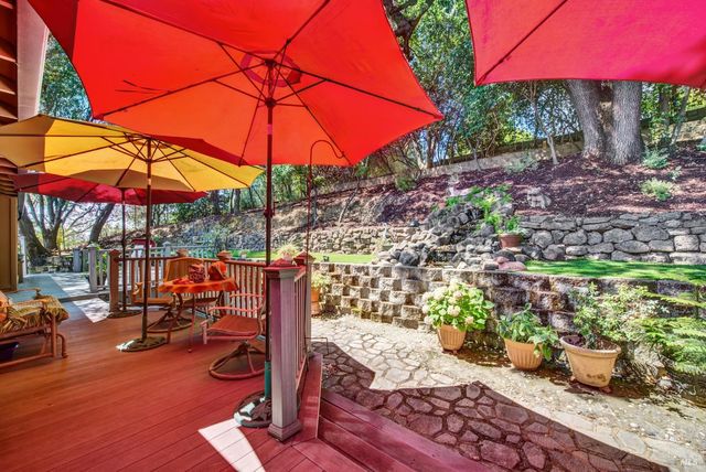 140 Alamo Dr, Vacaville, CA 95688