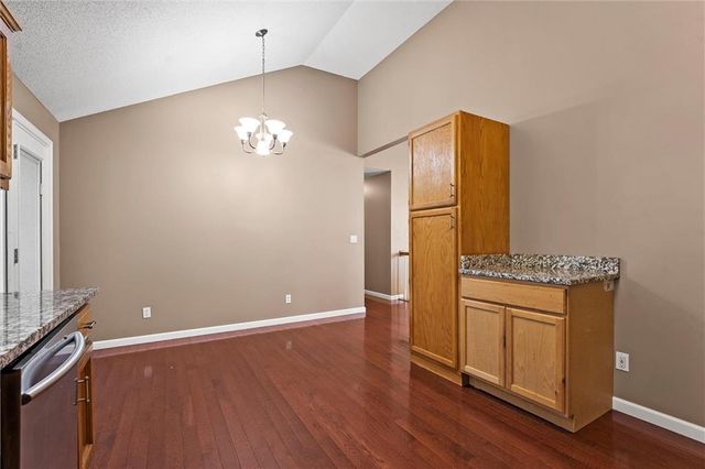 8804 NE 73rd Terrace, Kansas City, MO 64158