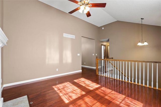 8804 NE 73rd Terrace, Kansas City, MO 64158