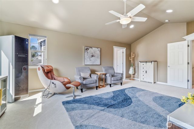 12925 SE 216th Place, Kent, WA 98031