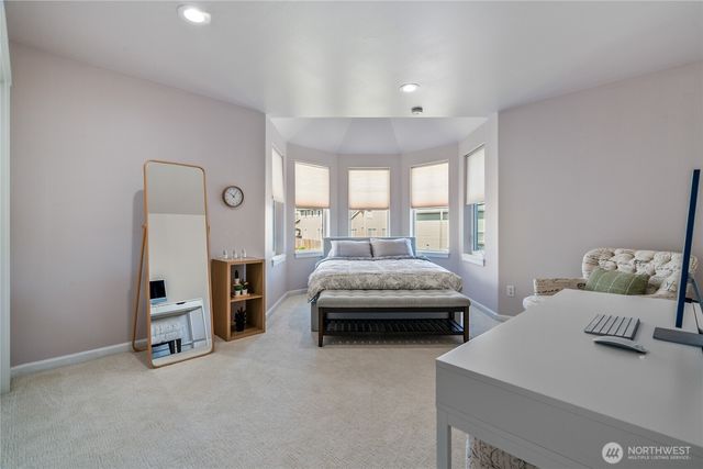 12925 SE 216th Place, Kent, WA 98031