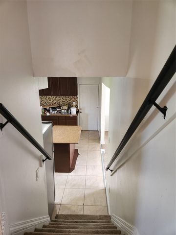 29600 Pine Street, Inkster, MI 48141