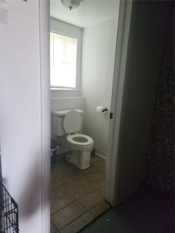 29600 Pine Street, Inkster, MI 48141