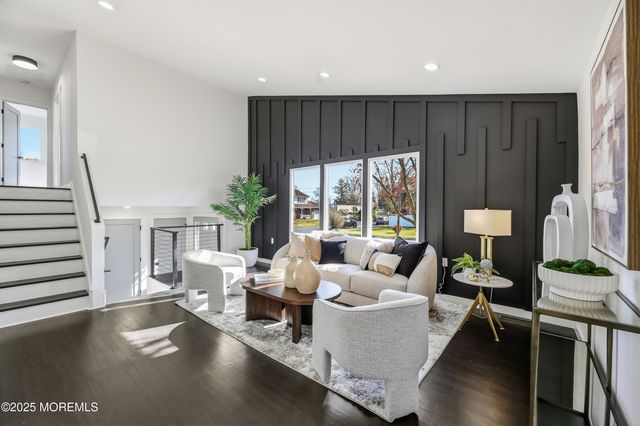 28 Brattle Avenue, Ewing, NJ 08638