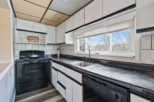 416 Cribbs St, City Of Greensburg, PA 15601