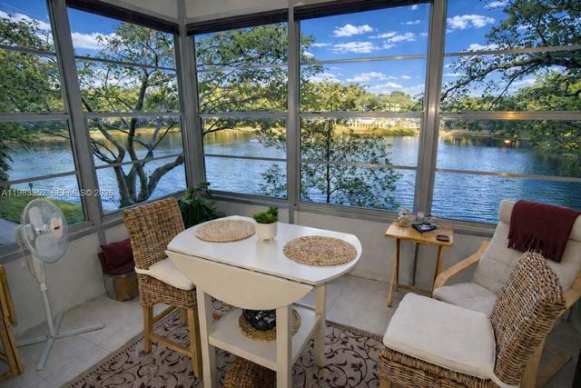 3530 NW 52nd Ave 509, Lauderdale Lakes, FL 33319