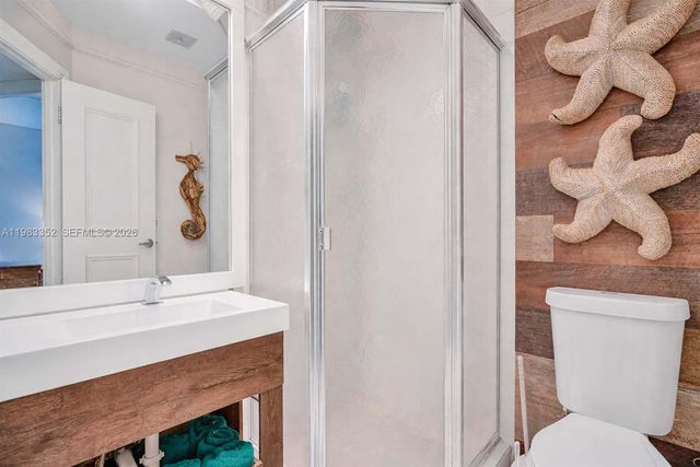 3530 NW 52nd Ave 509, Lauderdale Lakes, FL 33319