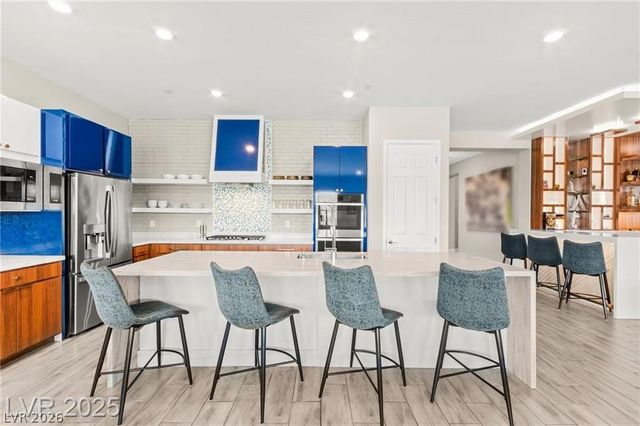 103 Reflection Cove Drive, Henderson, NV 89011