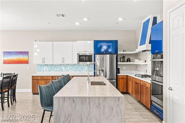 103 Reflection Cove Drive, Henderson, NV 89011