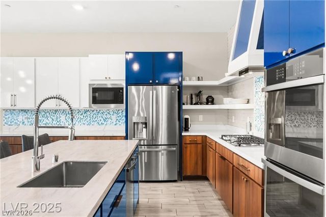 103 Reflection Cove Drive, Henderson, NV 89011