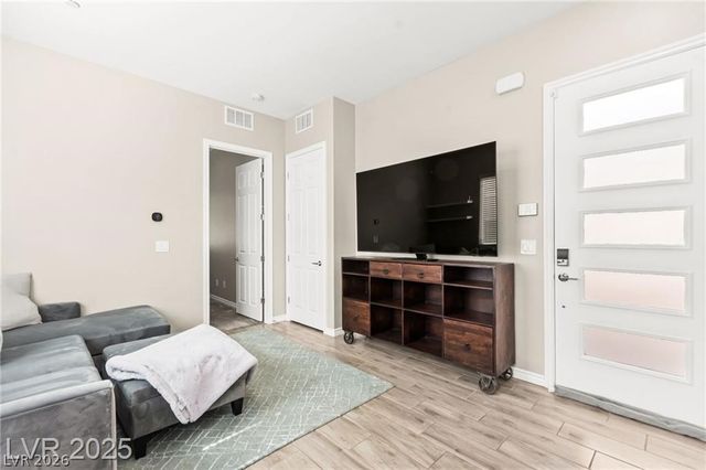 103 Reflection Cove Drive, Henderson, NV 89011