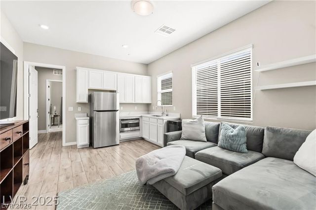 103 Reflection Cove Drive, Henderson, NV 89011