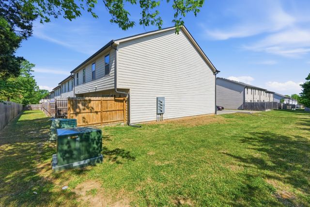 262 Signature Pl, Lebanon, TN 37087