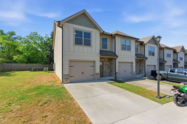 262 Signature Pl, Lebanon, TN 37087