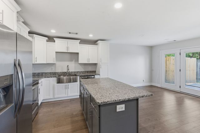 262 Signature Pl, Lebanon, TN 37087
