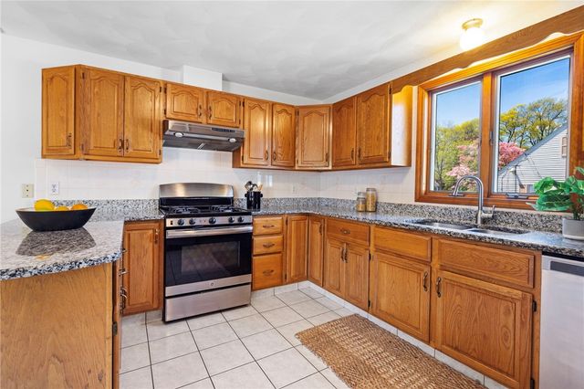61 Argonne Street, Johnston, RI 02919