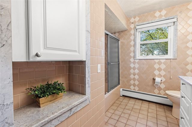 61 Argonne Street, Johnston, RI 02919
