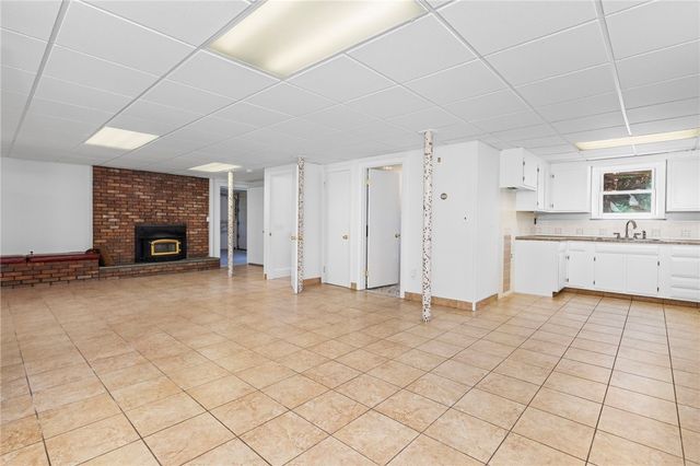 61 Argonne Street, Johnston, RI 02919