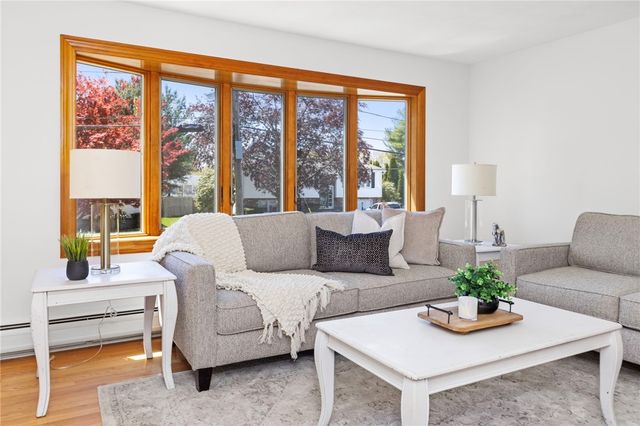 61 Argonne Street, Johnston, RI 02919
