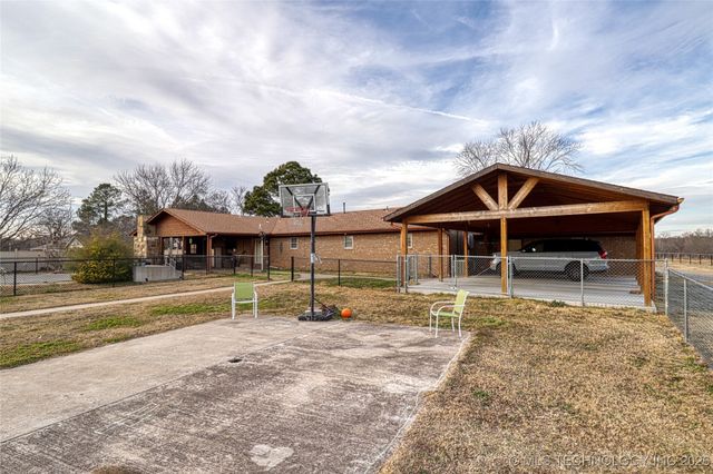 3108 High Hill Road, Mcalester, OK 74501