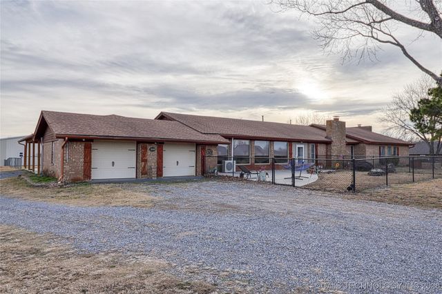 3108 High Hill Road, Mcalester, OK 74501