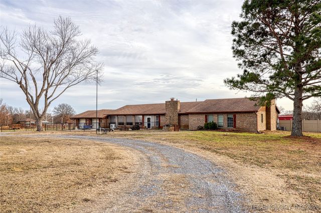 3108 High Hill Road, Mcalester, OK 74501