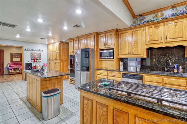 3108 High Hill Road, Mcalester, OK 74501