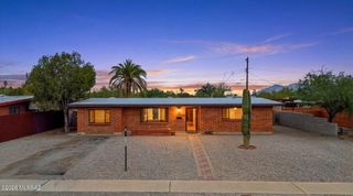 1736 W Calle Tranquila, Tucson, AZ 85745