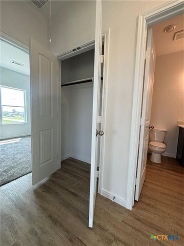 638 Swallow, Palacios, TX 77465