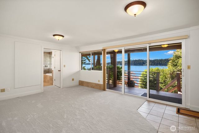 4835 Forest Avenue SE, Mercer Island, WA 98040