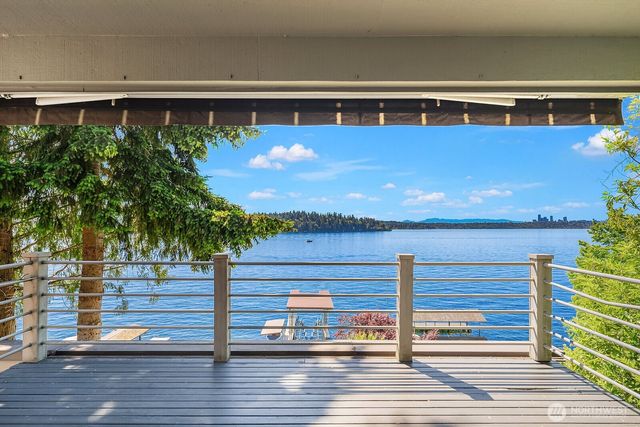 4835 Forest Avenue SE, Mercer Island, WA 98040