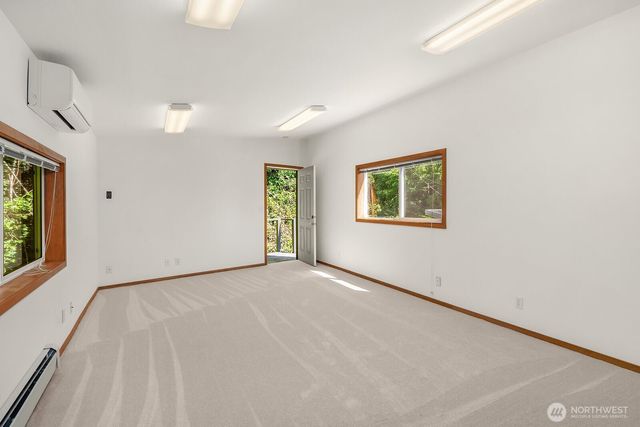 4835 Forest Avenue SE, Mercer Island, WA 98040