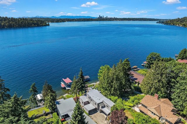 4835 Forest Avenue SE, Mercer Island, WA 98040