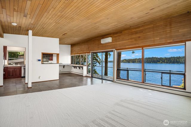 4835 Forest Avenue SE, Mercer Island, WA 98040