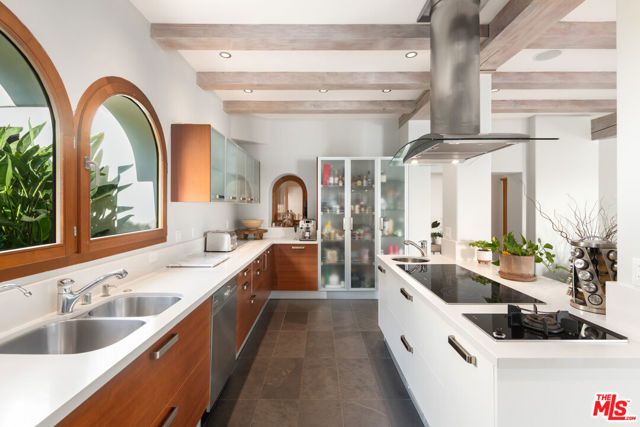 32804 Pacific Coast Highway, Malibu, CA 90265