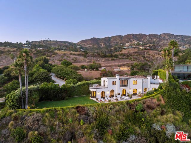 32804 Pacific Coast Highway, Malibu, CA 90265