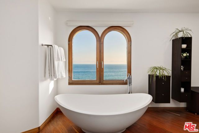 32804 Pacific Coast Highway, Malibu, CA 90265