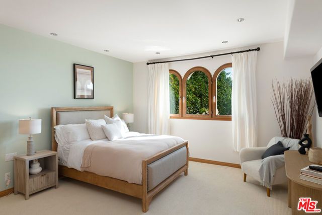 32804 Pacific Coast Highway, Malibu, CA 90265