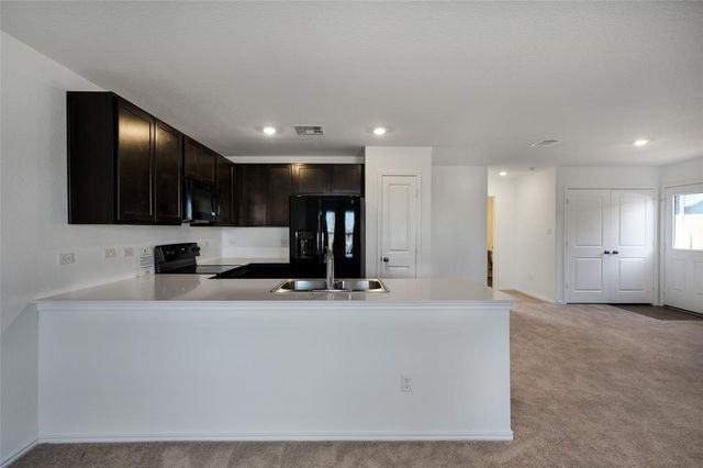1131 Largemouth LN, Bastrop, TX 78602