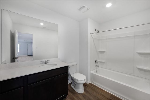 1131 Largemouth LN, Bastrop, TX 78602