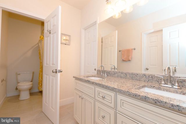 5705 CRESTWOOD PL, Riverdale, MD 20737
