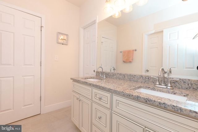 5705 CRESTWOOD PL, Riverdale, MD 20737