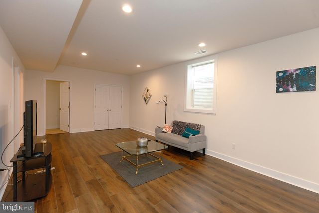 5705 CRESTWOOD PL, Riverdale, MD 20737